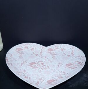 Heart-Shaped Floral Plate